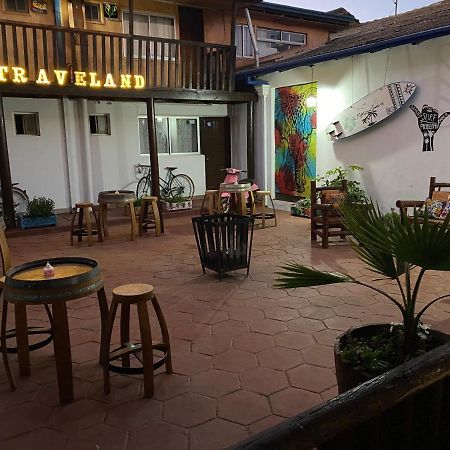 Hostal Traveland Pichilemu Exterior photo