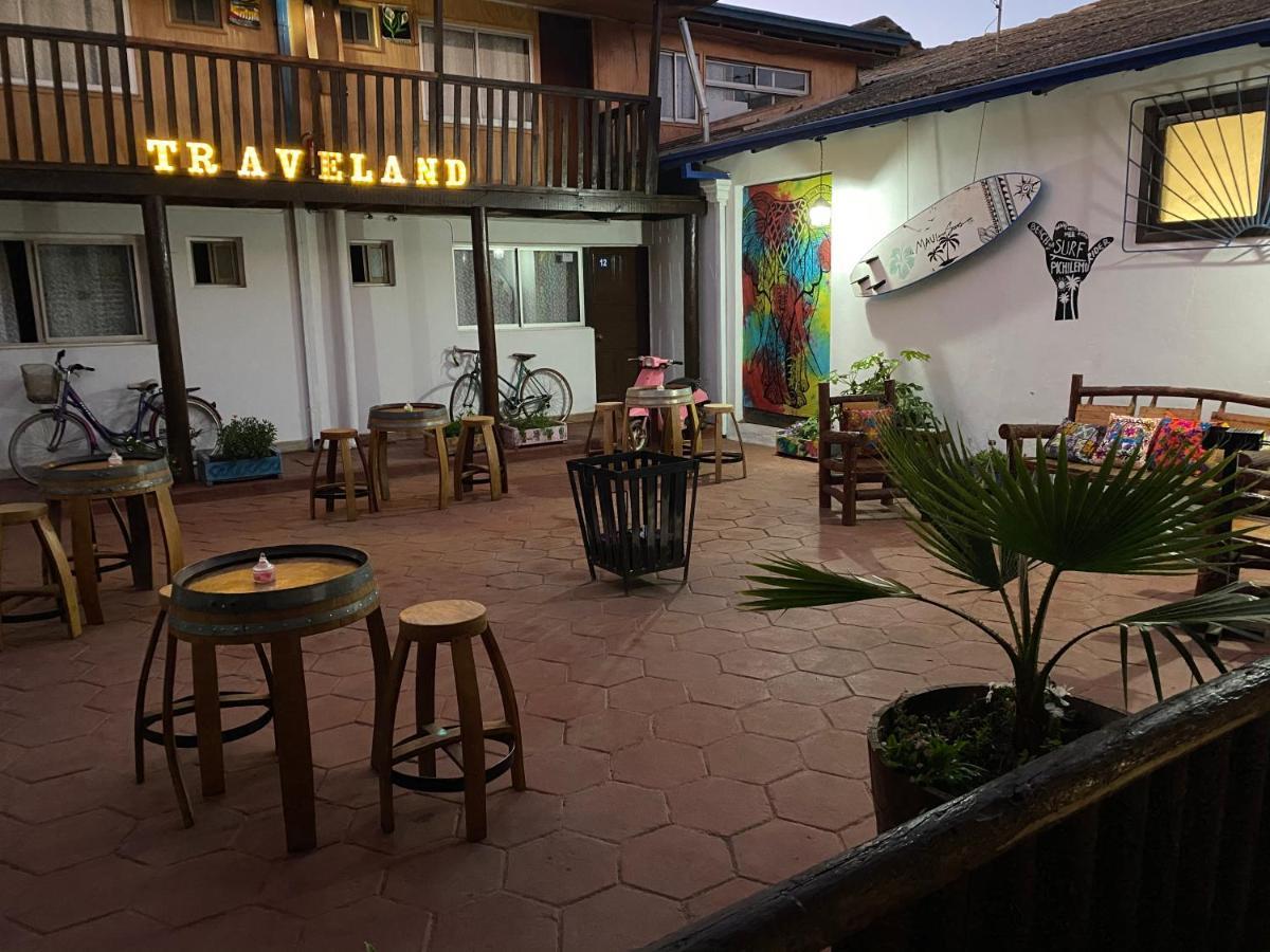 Hostal Traveland Pichilemu Exterior photo